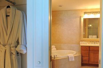 The Meridian Hotel Upper Land ภายนอก รูปภาพ